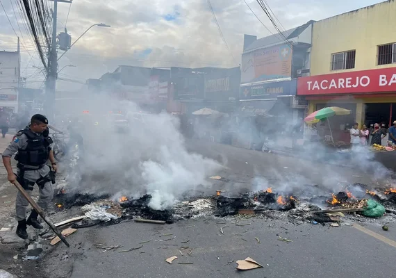 Crescem protestos contra falta de água que atinge bairros de Maceió