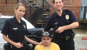 Prince, filho de Michael Jackson faz foto polêmica de arma na mira da cabeça