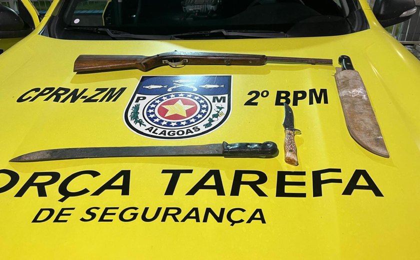 PM apreende armas e recupera veículo roubado em três municípios