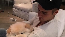 Bieber abandona cão doente e dançarino adota pet que precisa de cirurgia de R$ 25 mil