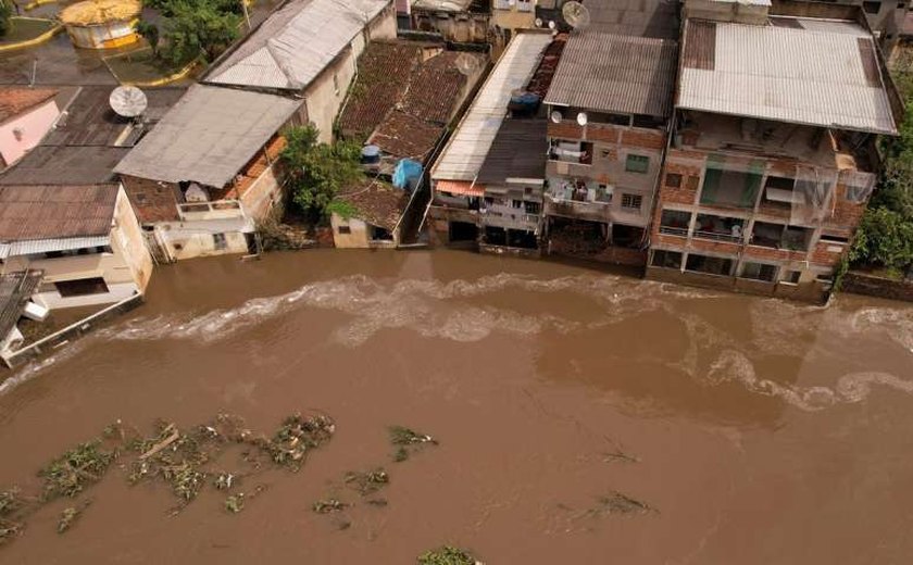 Bahia confirma mais uma morte por causa das chuvas; total chega a 21