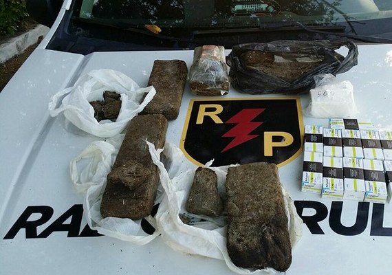 Polícia Militar detém suspeitos de tráfico na capital alagoana