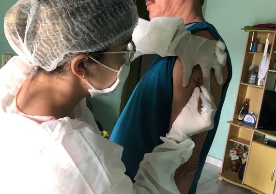 Jequiá da Praia mobiliza vacinação contra o sarampo