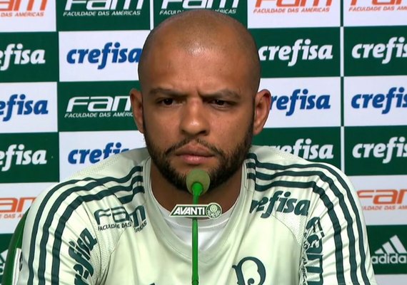 Felipe Melo nega pedido de perdão a Cuca, mas depois recua no Twitter
