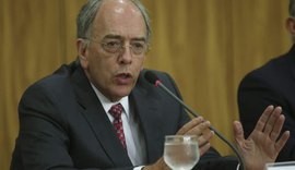 Presidente da Petrobras diz que alta no preço dos combustíveis não é causada pela empresa