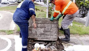 Limpeza de galerias, contenção de encostas e troca de tubos de drenagem estão em execução em Maceió