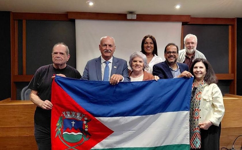 Prefeito debate no Rio a convite da Fundação Casa de Rui Barbosa, obra de Graciliano Ramos