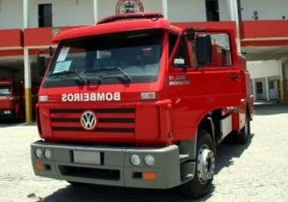 Casa desaba na Grota do Rafael e seis pessoas ficam soterradas