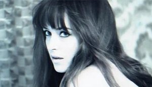 Dakota Johnson revela ter precisado de terapia depois de filmar '50 Tons'