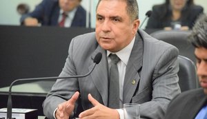 Deputado estadual busca apoio para reabrir Fábrica da Pedra em Delmiro Gouveia