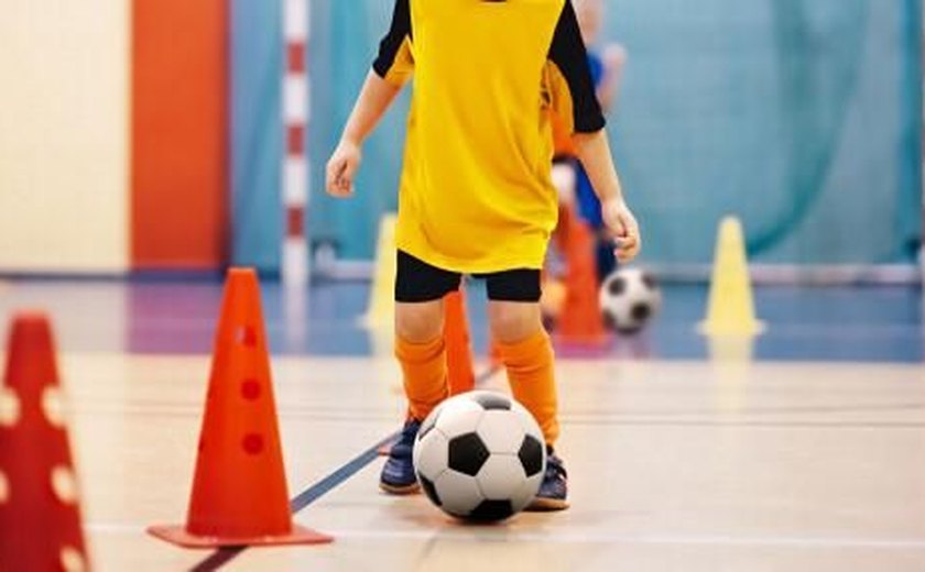 Escolinha Sesc de Futsal oferece 90 vagas gratuitas; saiba como concorrer