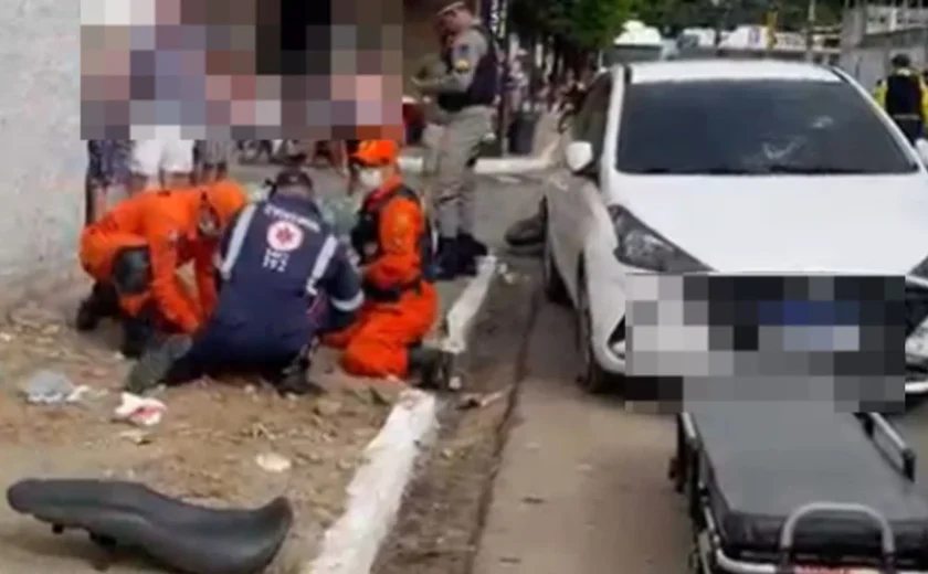 Acidente entre carro e moto deixa feridos em Arapiraca