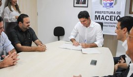 Prefeitura de Maceió sanciona Lei de Transferência de Praças de Táxi