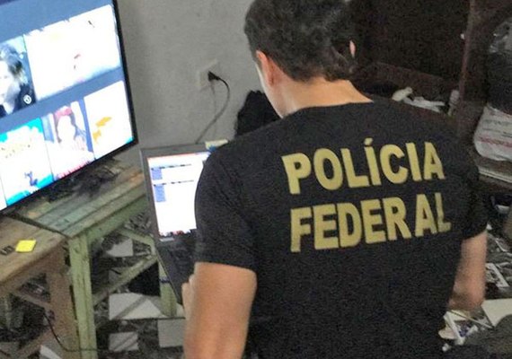 Operação da PF prende mulheres que vendiam imagens do estupro dos próprios filhos