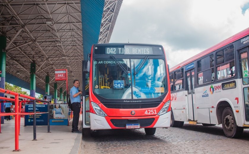 DMTT define programação especial de ônibus para feriado e domingos de dezembro