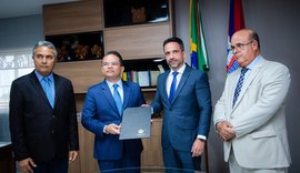 Dantas garante dedicação com ações sociais