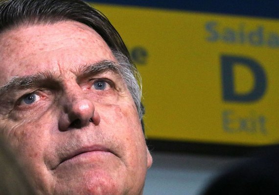 Ministro envia ao TCU decisão que condena Jair Bolsonaro à inelegibilidade
