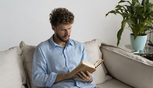 Sugar Daddies que leem, cozinham e tocam instrumentos são os mais desejados, diz pesquisa