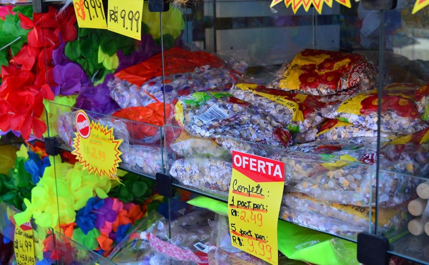 Produtos comercializados durante o Carnaval em Alagoas são fiscalizados pelo Inmeq