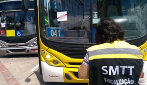 Operação Catraca Alta flagra irregularidades em ônibus em Maceió
