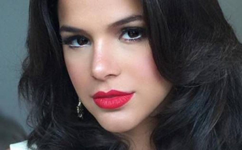 Bruna Marquezine nua em série agita internet e atriz festeja papel: 'Desafiador'