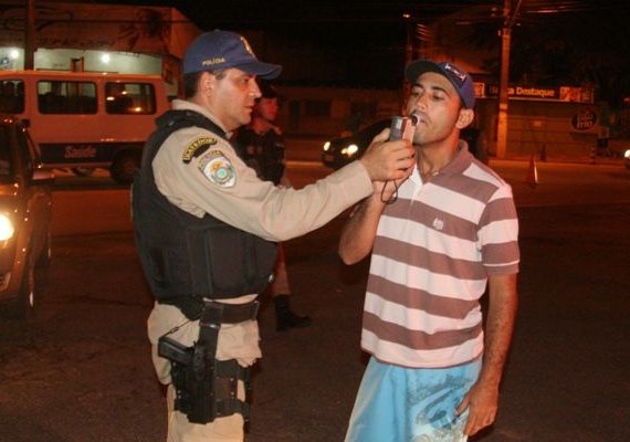 Suspeito de embriaguez ao volante é detido no bairro do Clima Bom