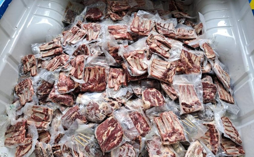 Supermercado na Ponta Verde tem 120 kg de carnes apreendidos pela Vigilância Sanitária de Maceió