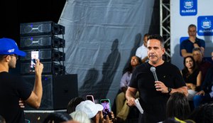 “Curso de Medicina da Uncisal em Delmiro Gouveia foi aprovado”, afirma governador durante agenda no município