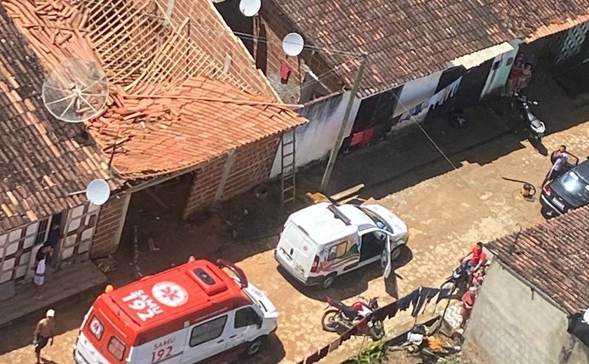 Samu Aeromédico resgata vítima de desabamento de telhado em Novo Lino