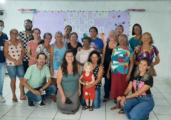 Grupo de artesãs destaca empreendedorismo na parte baixa de Maceió