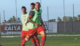 Coritiba aguarda posição oficial do Fluminense após Kleber reprovar em exames