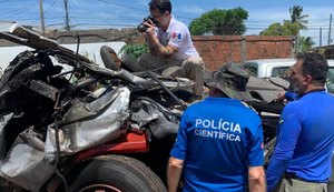 Polícia Científica faz perícia complementar em veículos de acidente fatal na Rota do Mar
