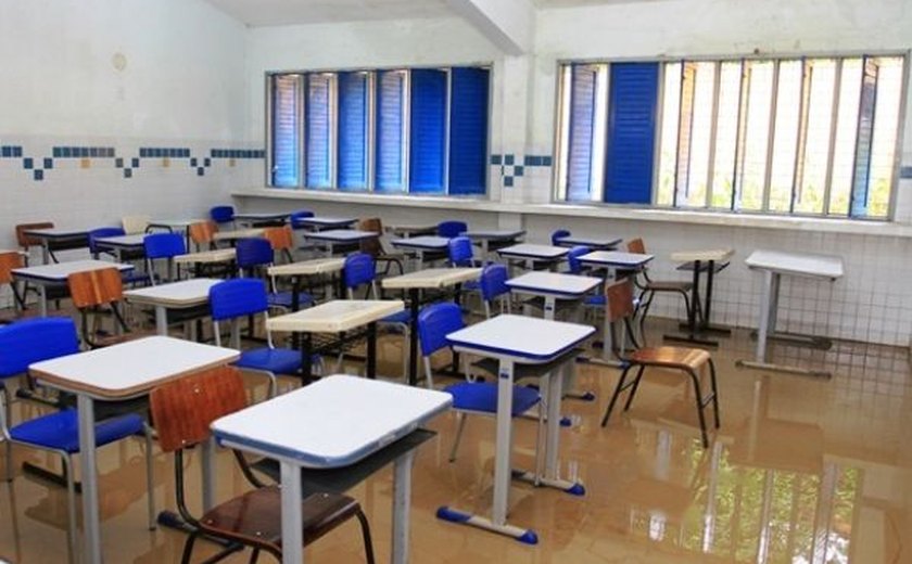 Escolas estaduais atingidas pelas chuvas terão recesso escolar