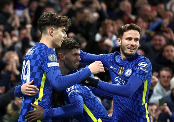 Premier League retira de Abramovich status de diretor do Chelsea