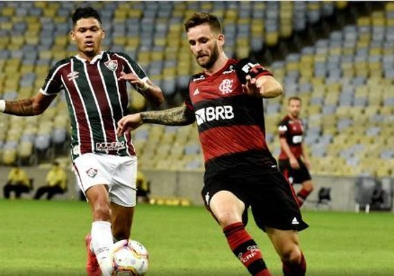 Nos pênaltis, Fluminense bate Flamengo e conquista a Taça Rio