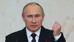 Putin anuncia que não expulsará nenhum diplomata dos Estados Unidos