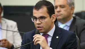 Gilvan Barros Filho pede atenção do DER para situação da AL-115