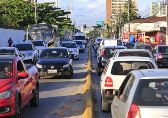 Proprietários de veículos podem ter até 40% de desconto em multas