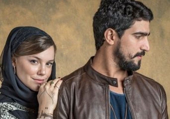 'Órfãos da Terra': Dalila consegue separar Jamil de Laila e levá-lo para a cama