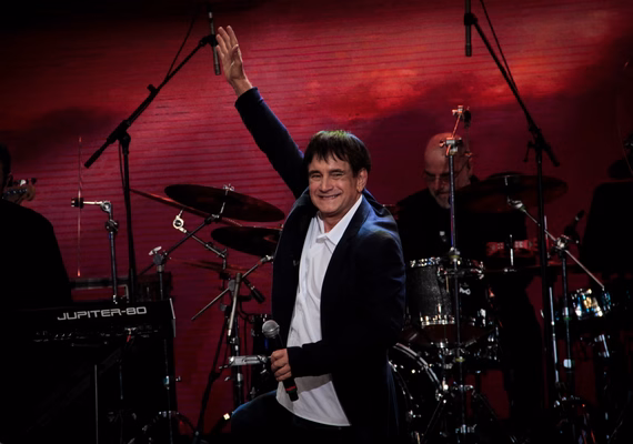 Cantor Biafra faz show em Penedo no próximo domingo (9)