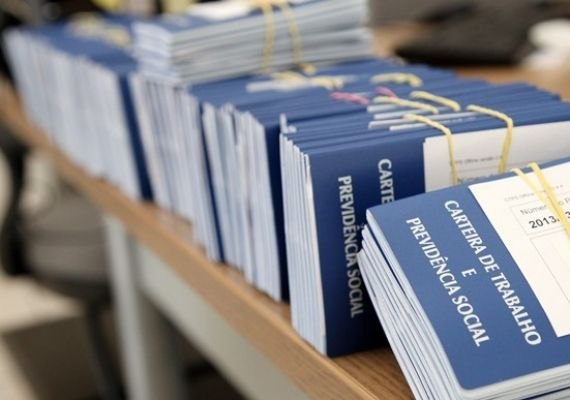 Secretaria do Trabalho oferece 17 vagas de emprego em Maceió