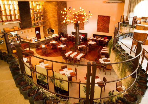 Restaurante Maria Antonieta comemora 10 anos com quintetos da Filarmônica de Alagoas