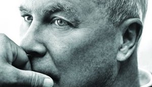 Morre Bob Wilson, lenda do teatro e da ópera, aos 83 anos