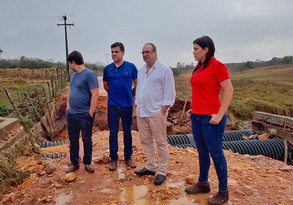 Prefeito Luciano mobiliza equipes e vistoria locais mais afetados pelas chuvas em Arapiraca