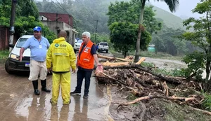 Com mais de 300 desalojados, Angra dos Reis decreta emergência