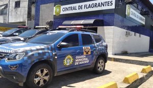 Guarda Municipal conduz homem com moto roubada até a Central de Flagrantes