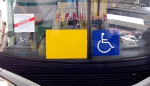 Cinco ônibus são lacrados e retirados de circulação