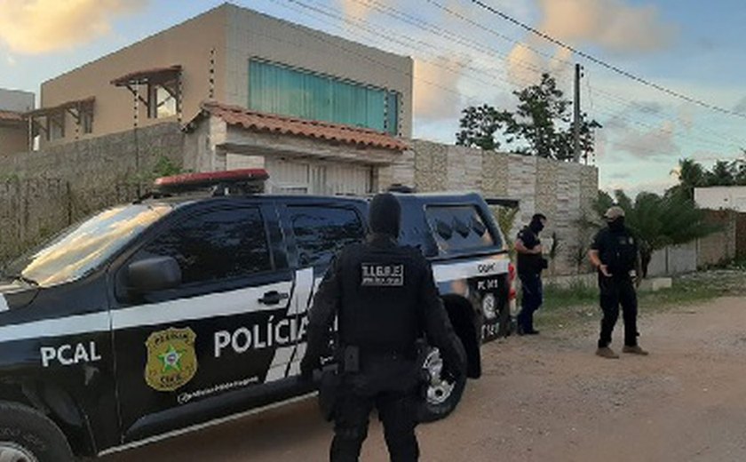 Mulher que atraiu dois homens para um 'encontro fatal' é presa em operação conjunta da PC de Alagoas e Sergipe