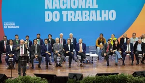 Fim do 6x1: Lula propõe negociação entre patrões, empregados e governo