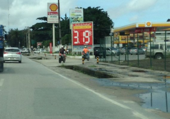 Após anúncio de fiscalização do Procon, postos de combustíveis baixam preços